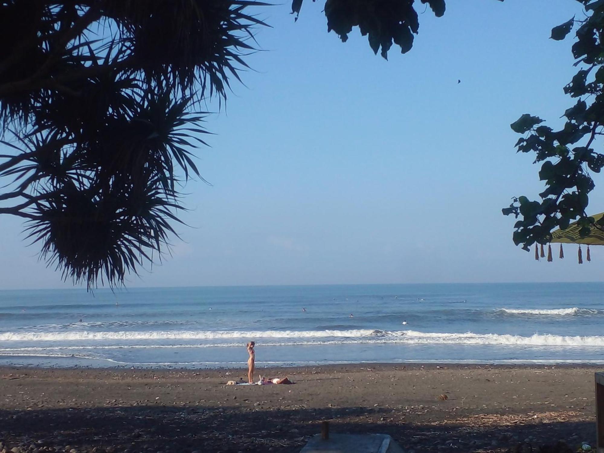 Medewi Good Vibes Stay&Surf Jembrana Zewnętrze zdjęcie